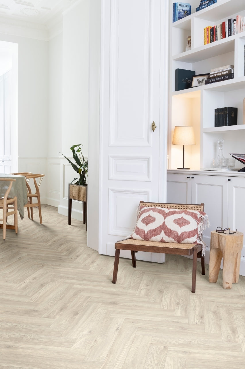 Moduleo LayRed Sierra oak 58228 Herringbone